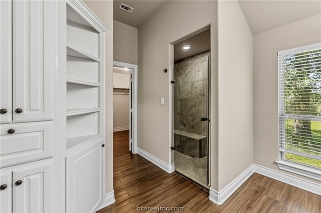 325 Planter Pointe Drive, Normangee, TX 77871