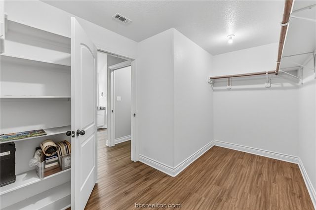 325 Planter Pointe Drive, Normangee, TX 77871