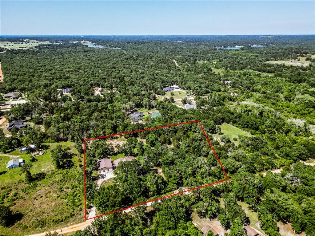 325 Planter Pointe Drive, Normangee, TX 77871 — photo 3