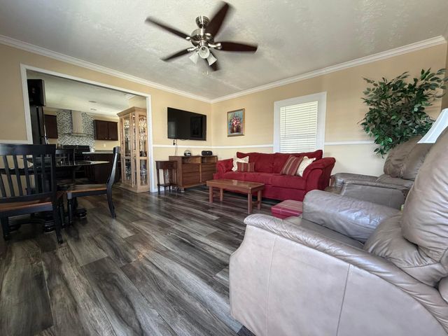 106 Sandhill Boulevard, Fort Pierce, FL 34982