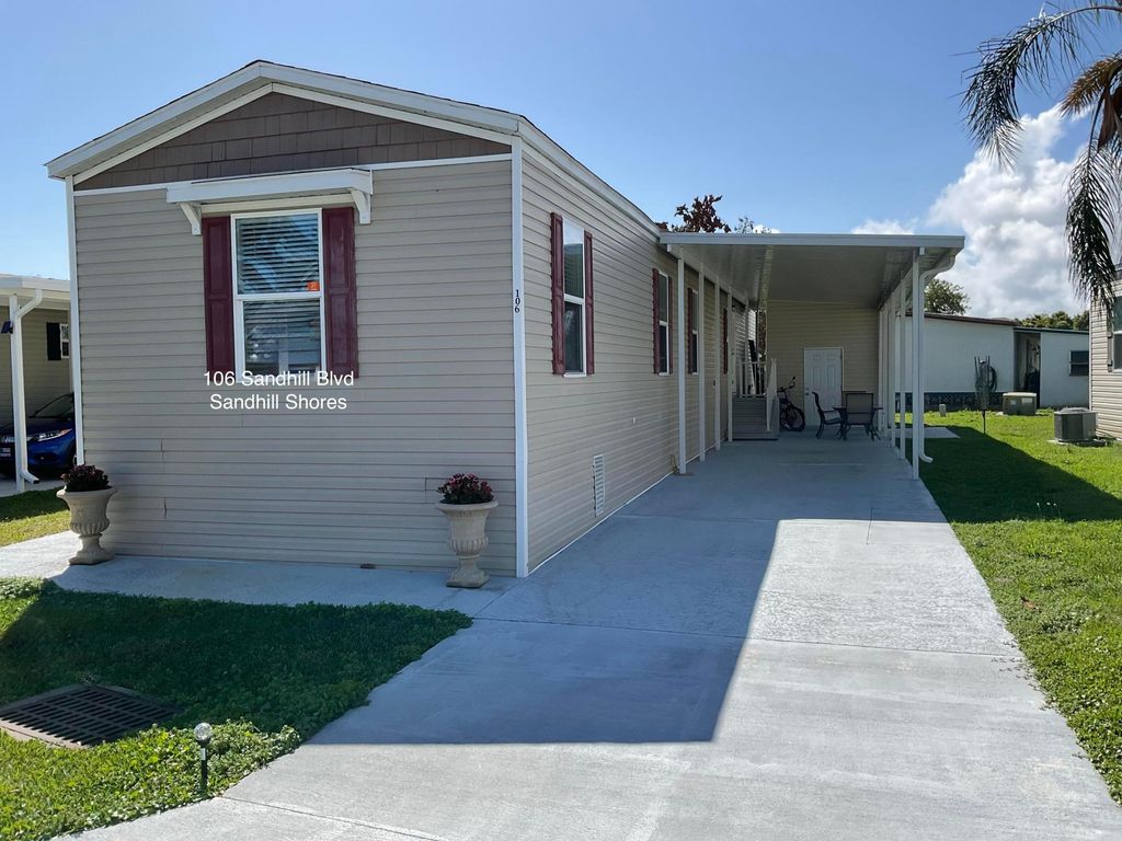 106 Sandhill Boulevard, Fort Pierce, FL 34982