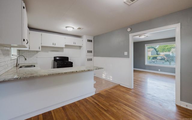 1720 Pinewood Drive, Little Rock, AR 72204