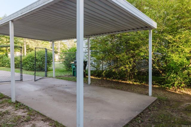 1720 Pinewood Drive, Little Rock, AR 72204