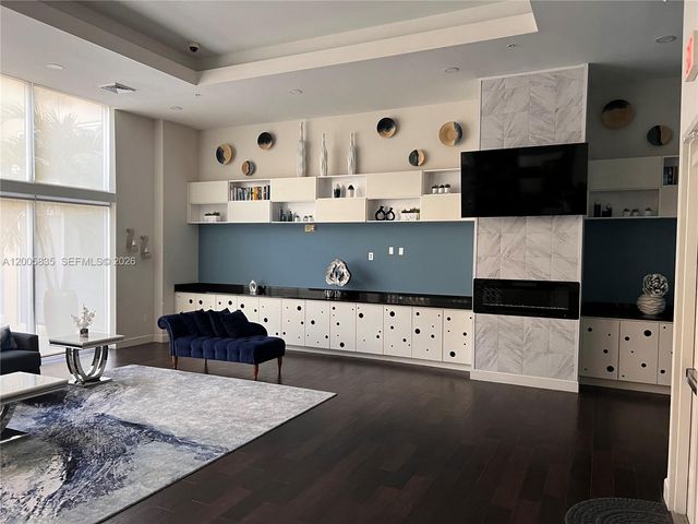 18800 NE 29th Avenue 419, Aventura, FL 33180