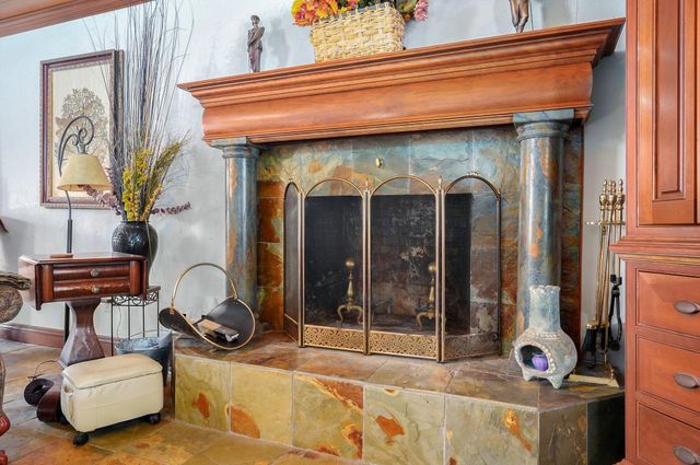 3443 South Kings Avenue, Springfield, MO 65807