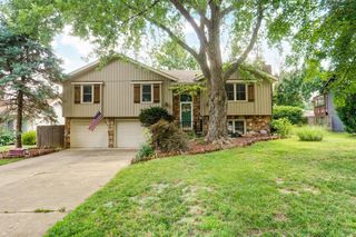 3443 South Kings Avenue, Springfield, MO 65807
