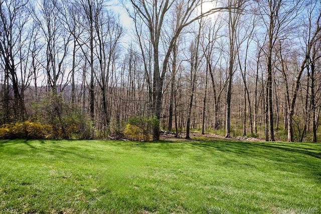 406 Bentley Court, Brewster, NY 10509