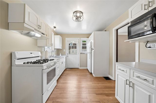 5614 Bower Ave, Penn Hills, PA 15147