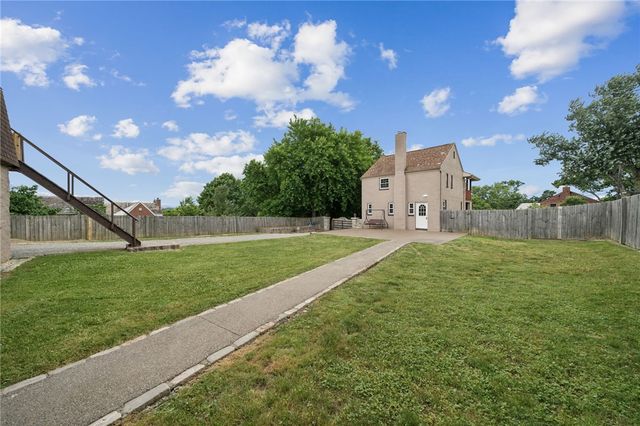 5614 Bower Ave, Penn Hills, PA 15147