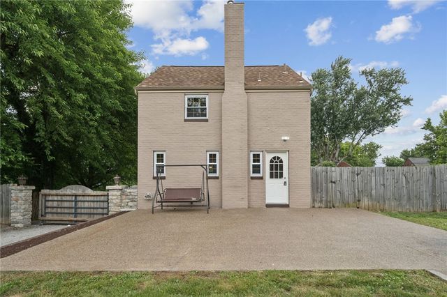 5614 Bower Ave, Penn Hills, PA 15147