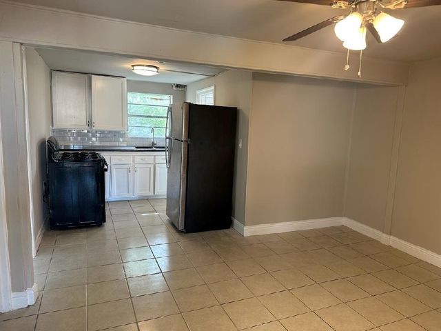 311 Randall Street 1, Pasadena, TX 77506