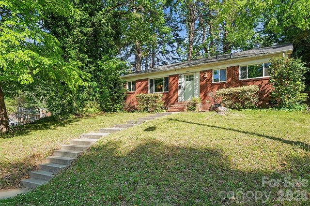 3942 Glenville Avenue, Charlotte, NC 28215