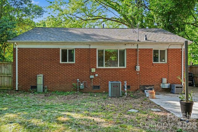 3942 Glenville Avenue, Charlotte, NC 28215