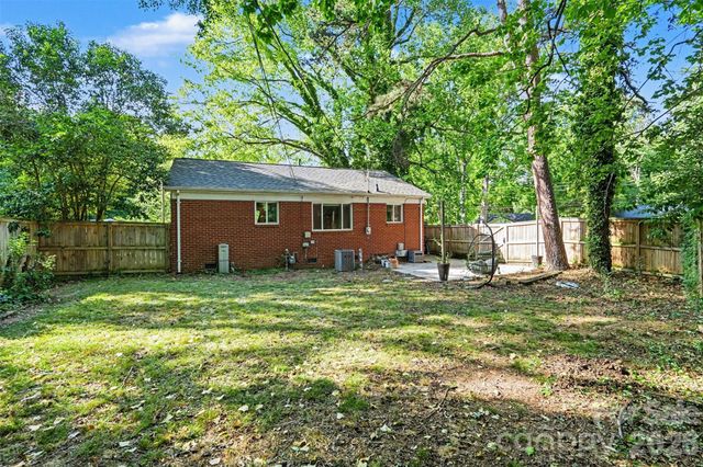 3942 Glenville Avenue, Charlotte, NC 28215