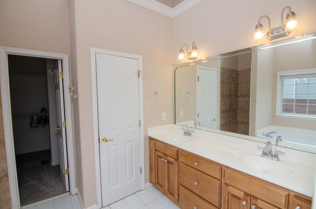 3308 Milton Ct, Thompsons Station, TN 37179