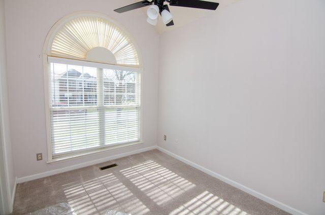 3308 Milton Ct, Thompsons Station, TN 37179