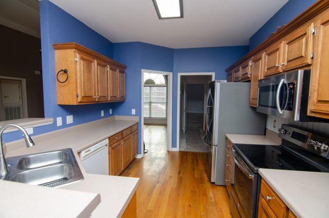 3308 Milton Ct, Thompsons Station, TN 37179