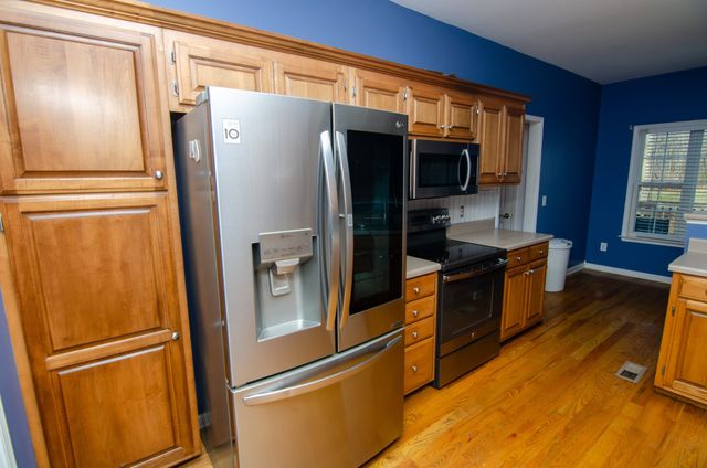 3308 Milton Ct, Thompsons Station, TN 37179