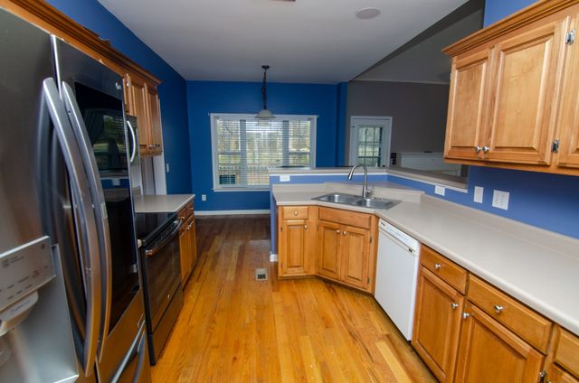 3308 Milton Ct, Thompsons Station, TN 37179