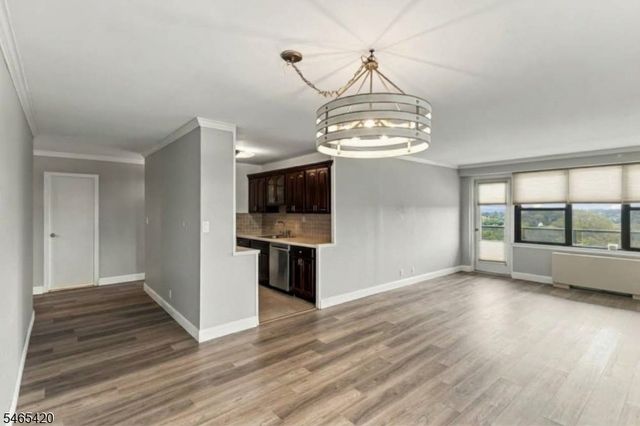 285 Aycrigg Ave 12G, Passaic City, NJ 07055