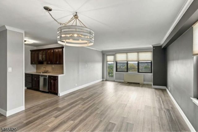 285 Aycrigg Ave 12G, Passaic City, NJ 07055