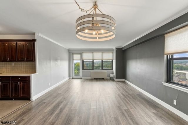 285 Aycrigg Ave 12G, Passaic City, NJ 07055