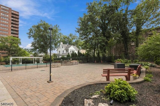 285 Aycrigg Ave 12G, Passaic City, NJ 07055