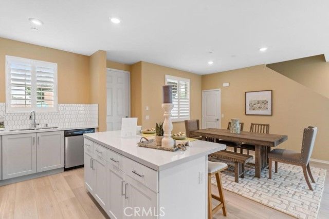 1762 Park Place Lane, Riverside, CA 92501