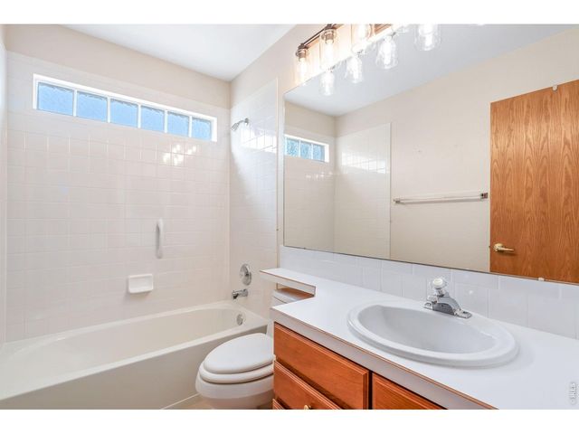 2580 Lochbuie Cir, Loveland, CO 80538