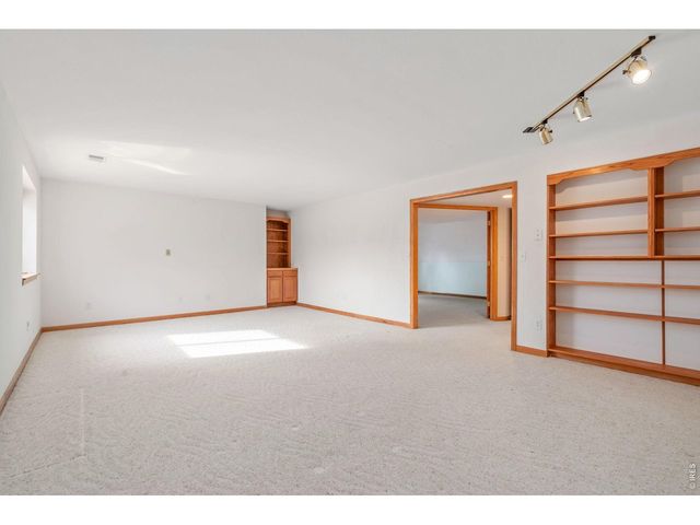 2580 Lochbuie Cir, Loveland, CO 80538
