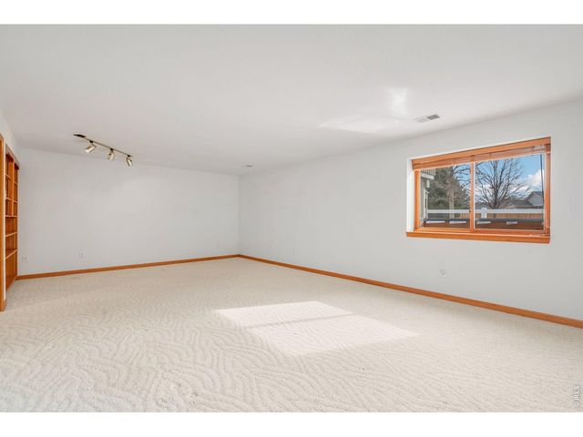 2580 Lochbuie Cir, Loveland, CO 80538