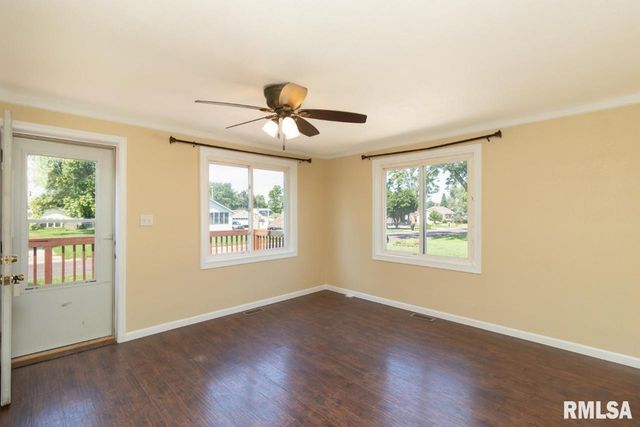 116 SUNSET Boulevard, North Pekin, IL 61554