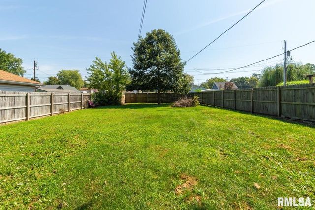 116 SUNSET Boulevard, North Pekin, IL 61554