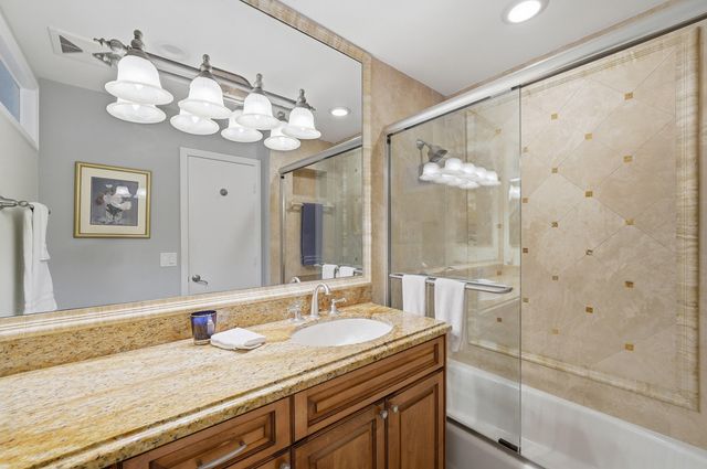 6533 Las Flores Drive, Boca Raton, FL 33433