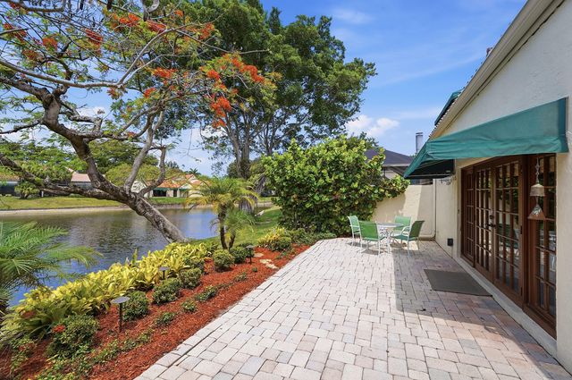 6533 Las Flores Drive, Boca Raton, FL 33433
