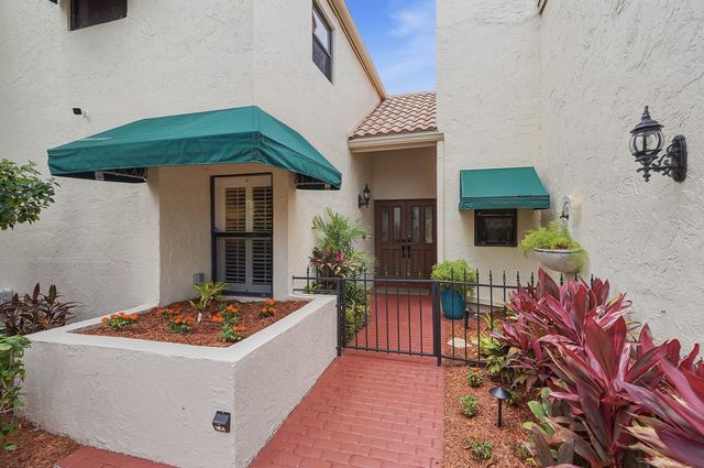 6533 Las Flores Drive, Boca Raton, FL 33433