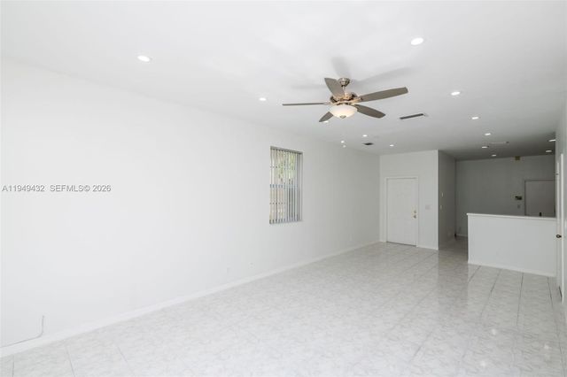 1911 Madeira Dr 1911, Weston, FL 33327