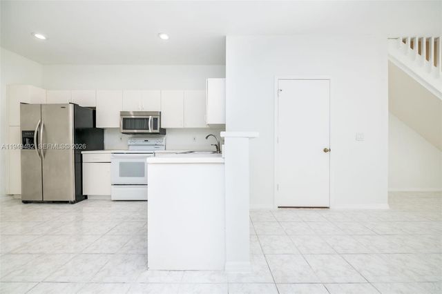 1911 Madeira Dr 1911, Weston, FL 33327