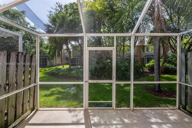 1911 Madeira Dr 1911, Weston, FL 33327