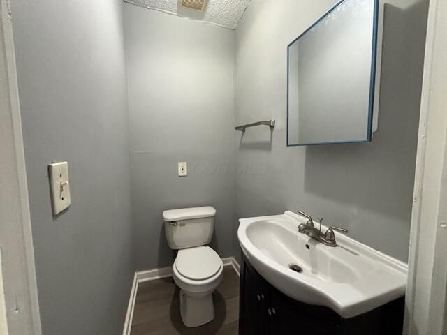 1093 S Champion Avenue, Columbus, OH 43206