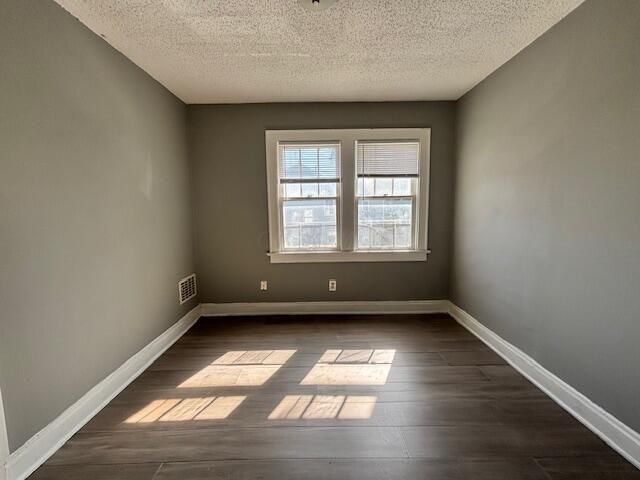 1093 S Champion Avenue, Columbus, OH 43206