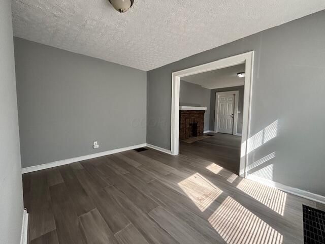 1093 S Champion Avenue, Columbus, OH 43206