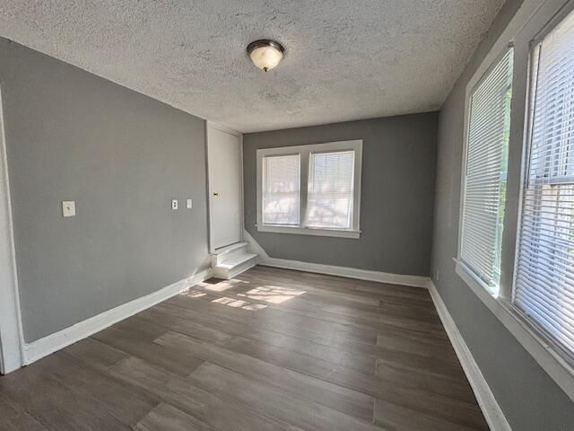 1093 S Champion Avenue, Columbus, OH 43206