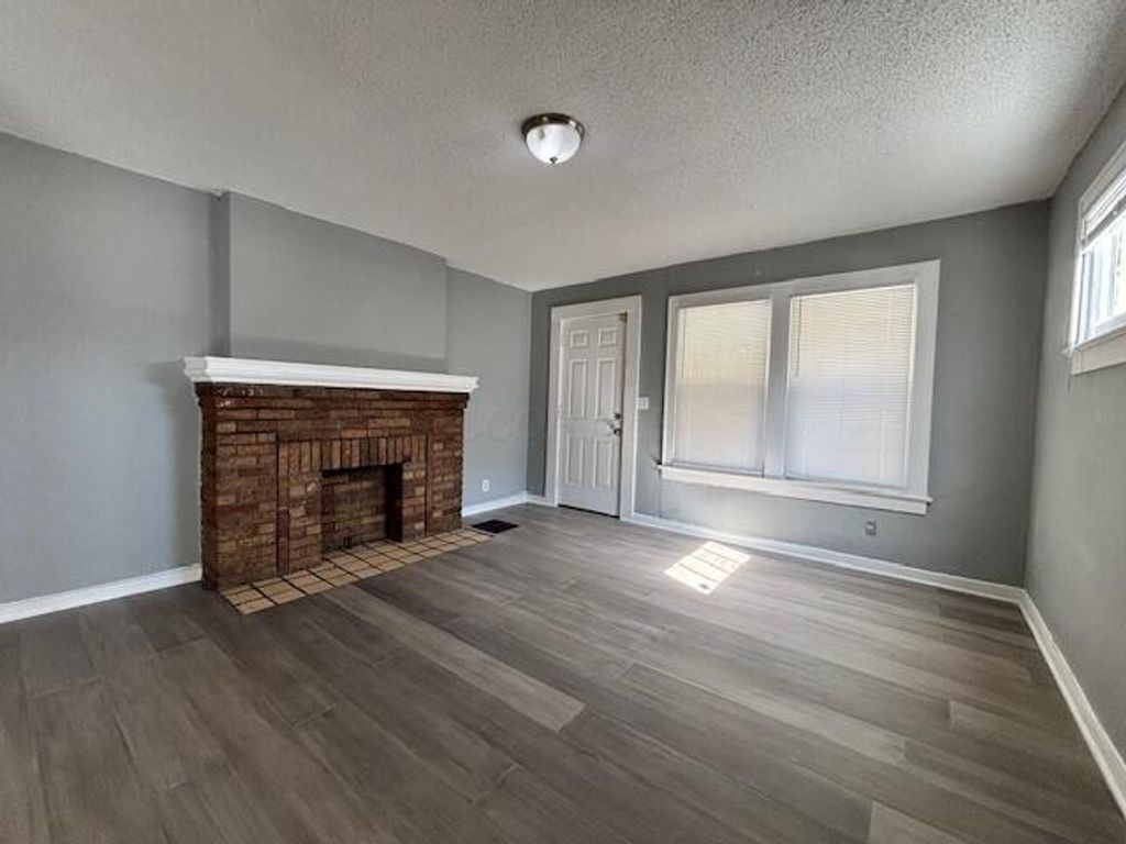 1093 S Champion Avenue, Columbus, OH 43206