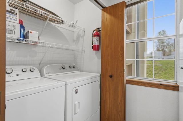 38 Lantern Bay Lane Apt 3, Branson, MO 65616