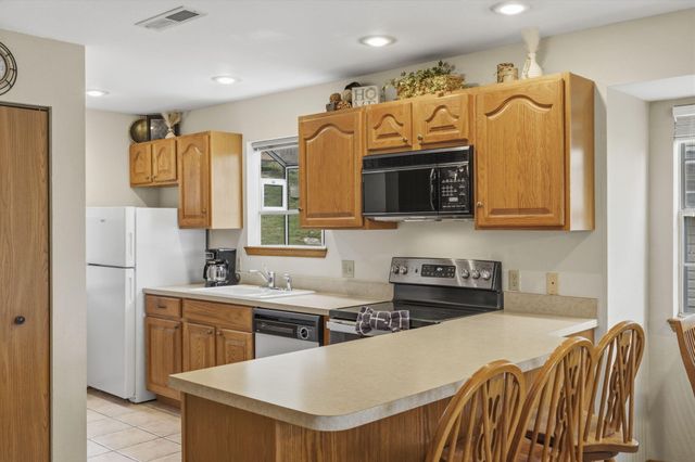 38 Lantern Bay Lane Apt 3, Branson, MO 65616