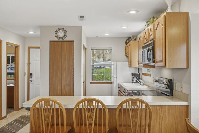 38 Lantern Bay Lane Apt 3, Branson, MO 65616