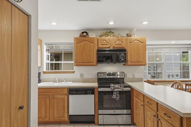 38 Lantern Bay Lane Apt 3, Branson, MO 65616
