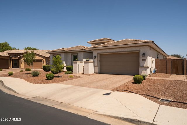 8562 W MYRTLE Avenue, Glendale, AZ 85305