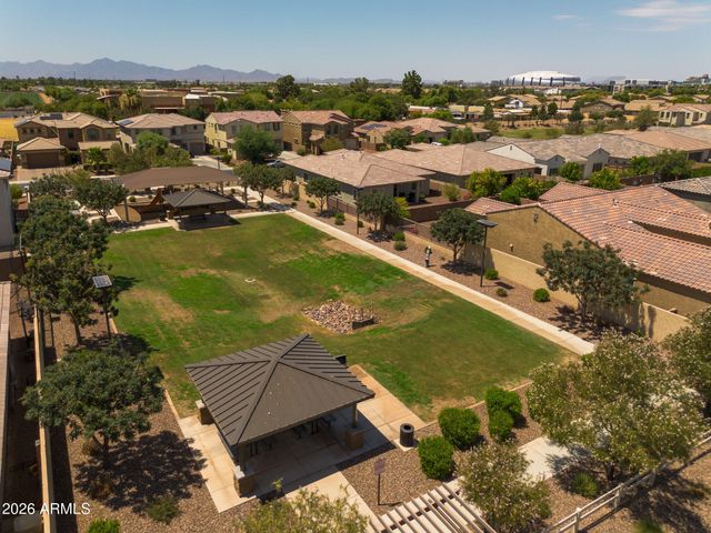 8562 W MYRTLE Avenue, Glendale, AZ 85305